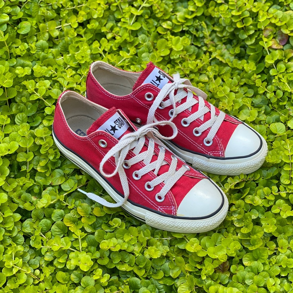 Red Converse All Star Lowtop